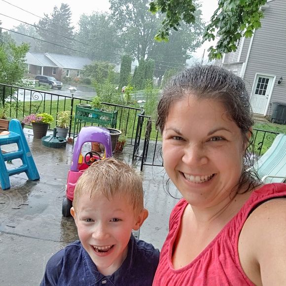 Meet your Posher, Danielle - Picture 1 of 1